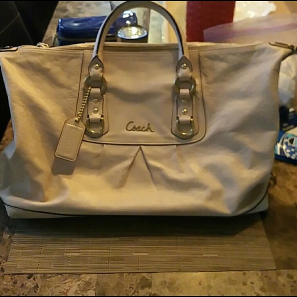 COACH Satchel (TRADED)